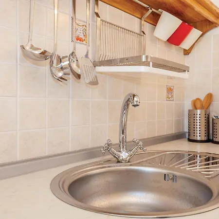 2 Bedroom Cozy In Grižane